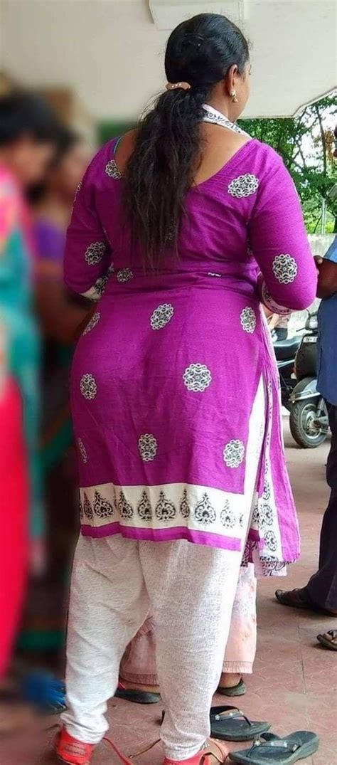 Desi Indian aunty ki moti gaand ki chudai